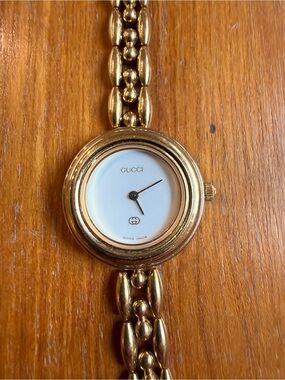 Vintage Gucci Interchangeable Bezel Watch - Original Box + Multiple Bezels